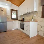 Ikarion Village By Rentalspro- Halkidiki 度假居 *